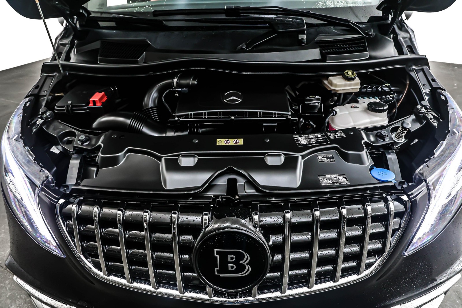 Used 2023 Graphite Grey Metallic Mercedes-Benz Standard Roof 126 Wheelbase image 11