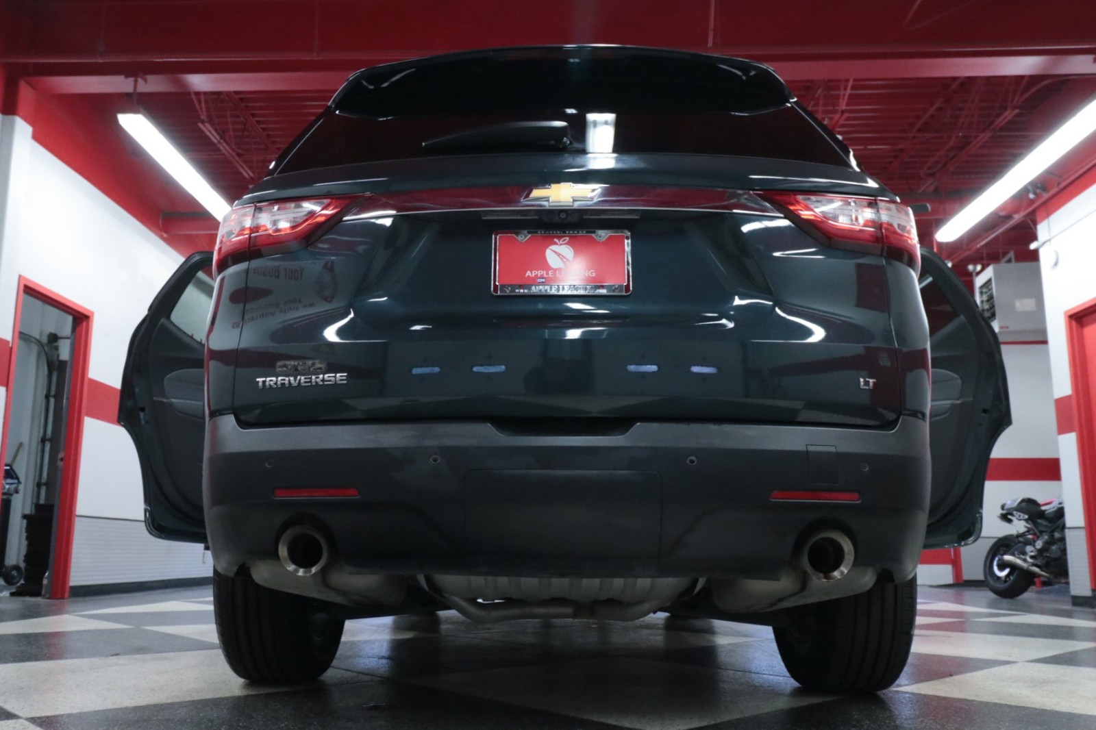 Used Car 2018 Chevrolet Traverse  Lt Leather For Sale Under $20,000 In Austin, Texas