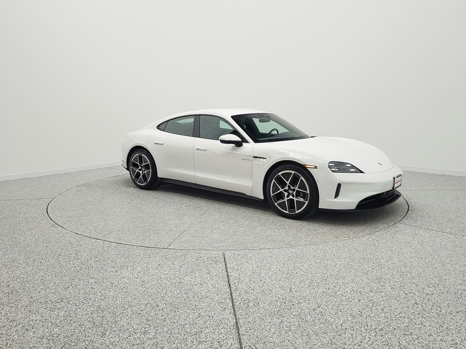 Used 2025 White Porsche RWD image 10