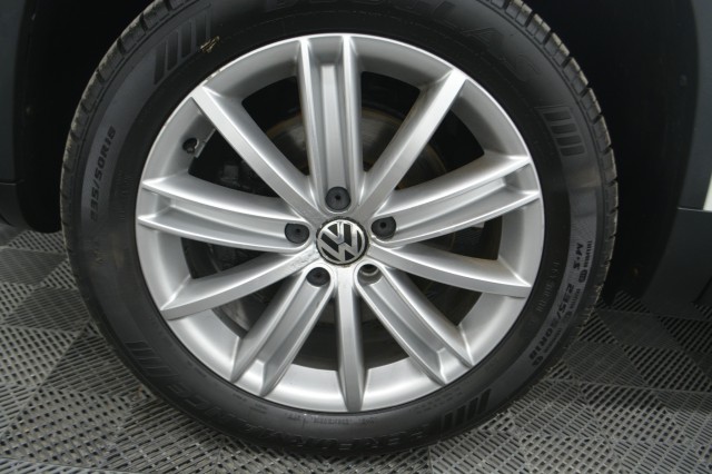 Used 2012 Volkswagen Tiguan SE w/Sunroof & Nav SUV for sale in Geneva NY