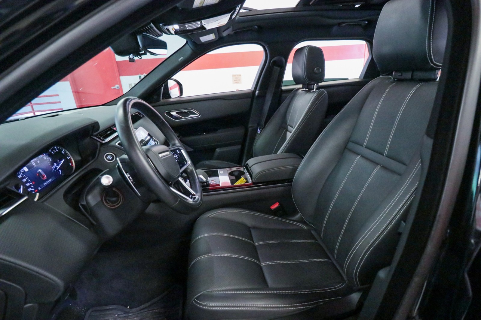Used Car 2022 Land Rover Range Rover Velar  R-dynamic S For Sale Under $35,000 In Austin, Texas