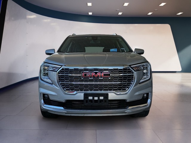 2022 GMC Terrain Denali 8