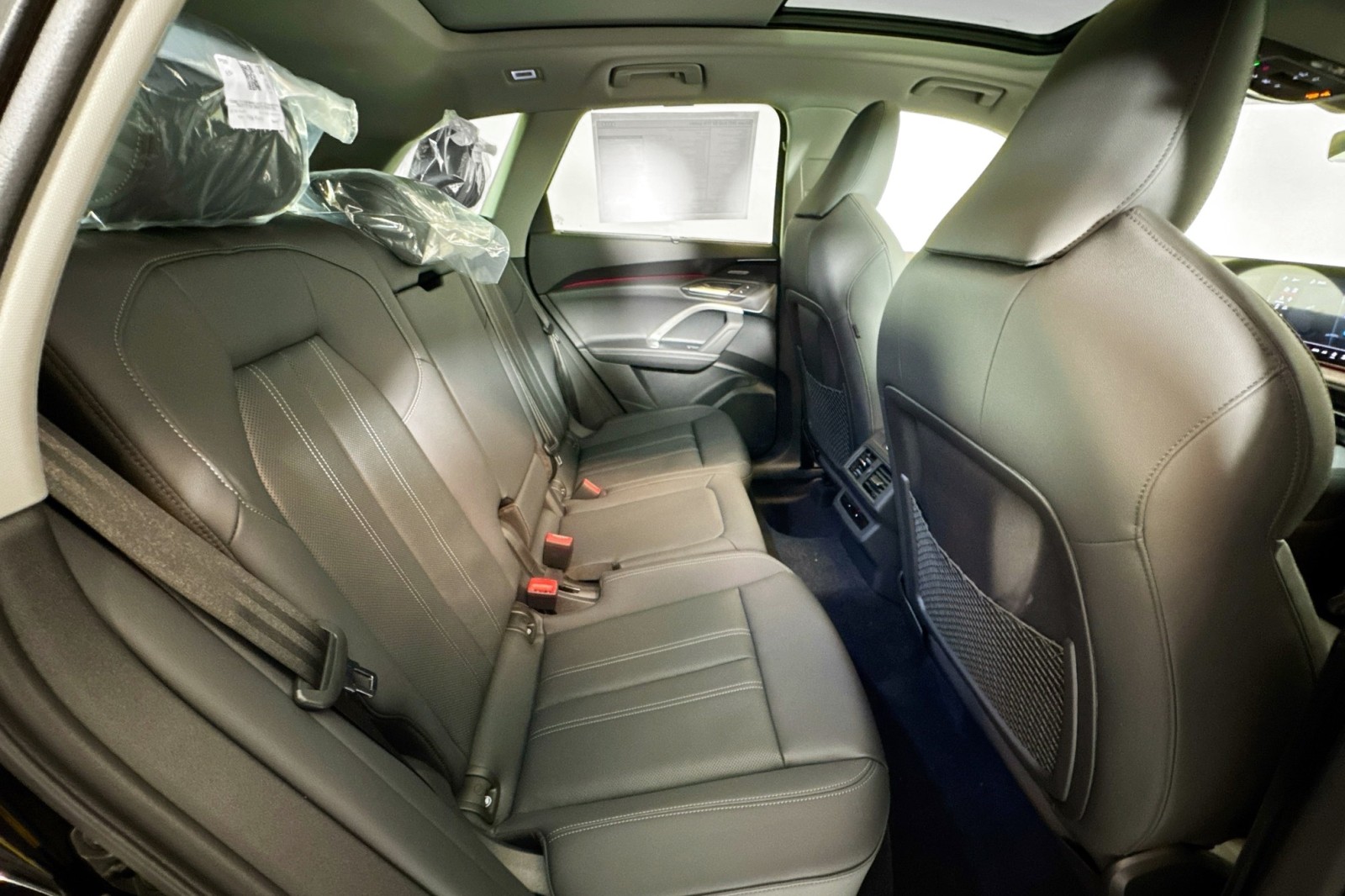 New 2025 Mythos Black Metallic Audi Premium Plus 2.0 TFSI quattro image 25