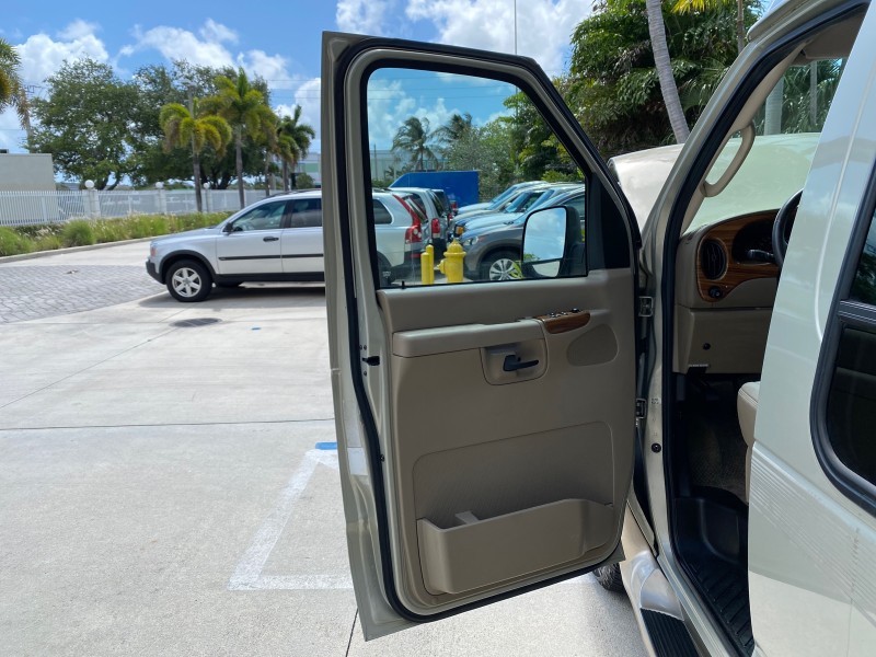 2004 Ford Econoline  HIGH TOP CONVERSION VAN 1 OWNER LOW MILES 37,883 in , 
