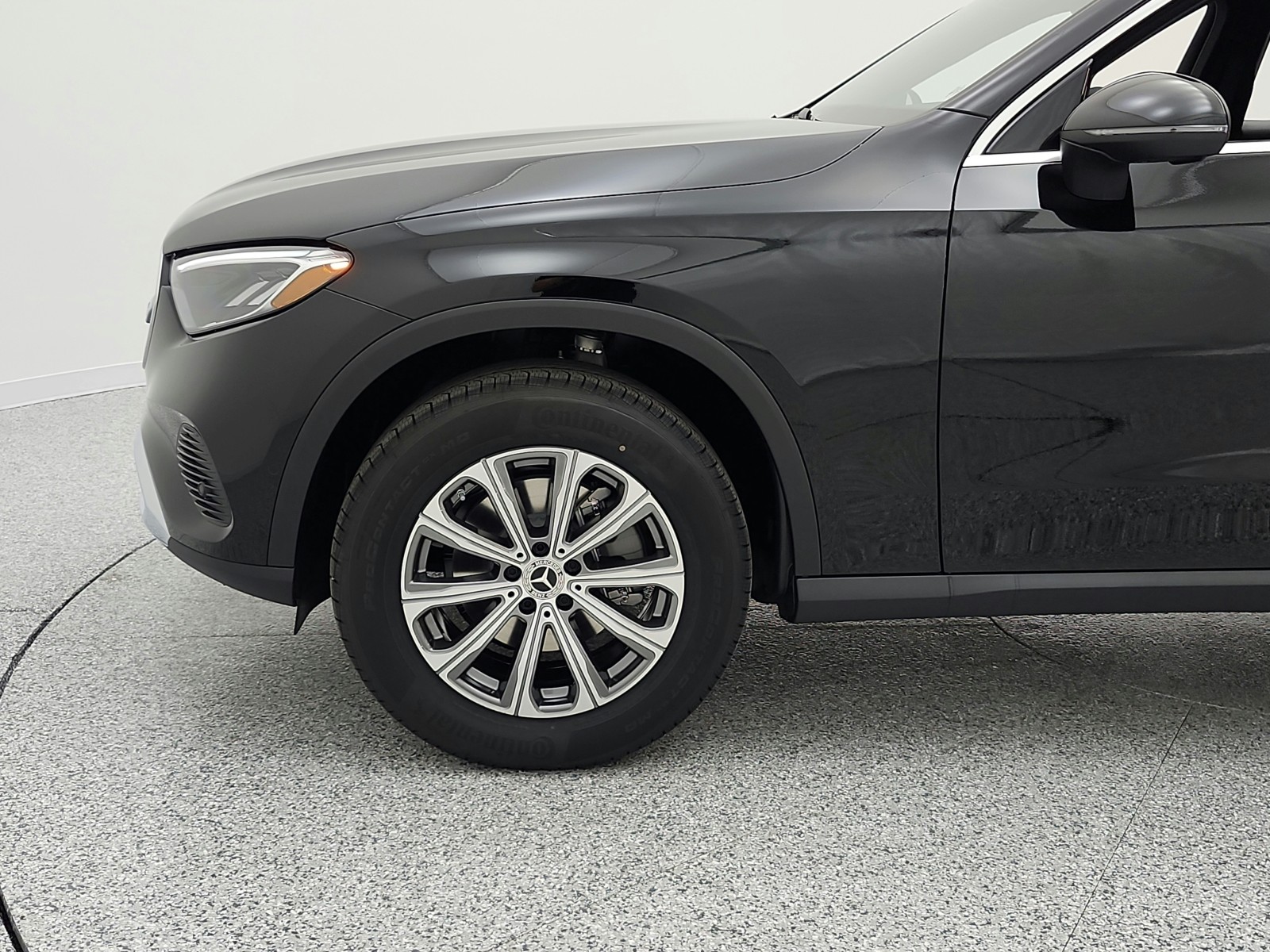 New 2026 Black Mercedes-Benz GLC 300 image 14