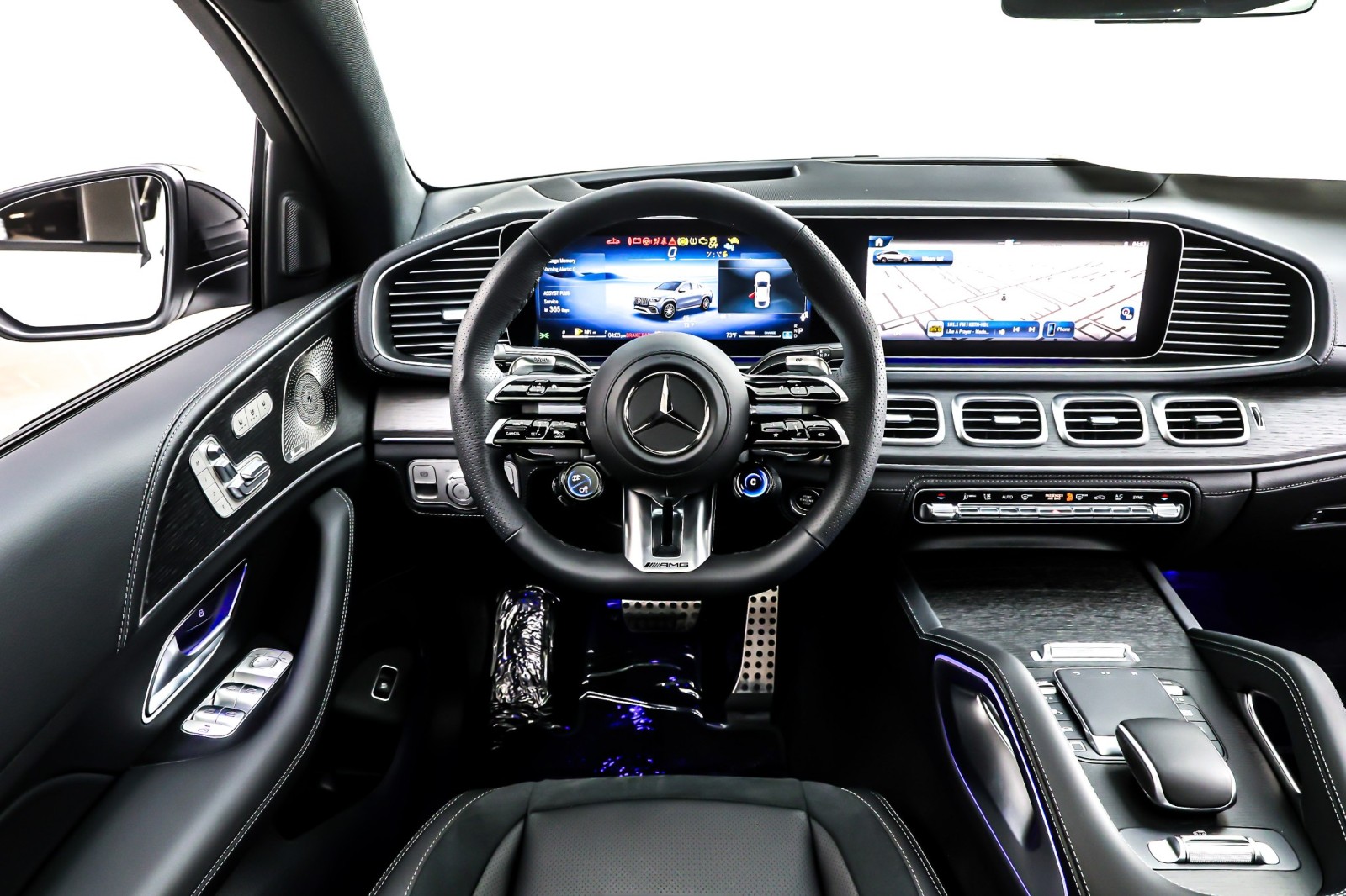 New 2026 MANUFAKTUR MOONLIGHT Mercedes-Benz AMG® GLE 53 image 4