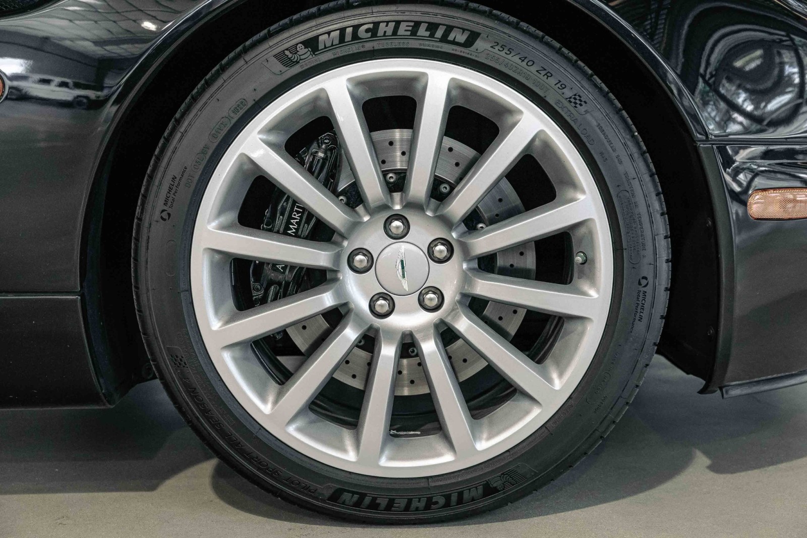 Used Car 2003 Aston Martin Vanquish  For Sale Under $80,000 In Boerne, Texas