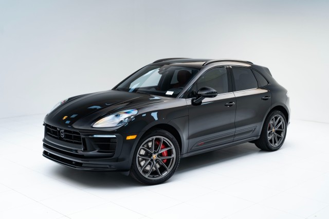 2026  Macan GTS in , 