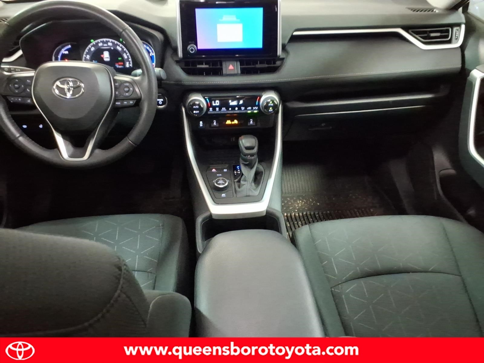 Used 2024 Toyota rav4 Sedan