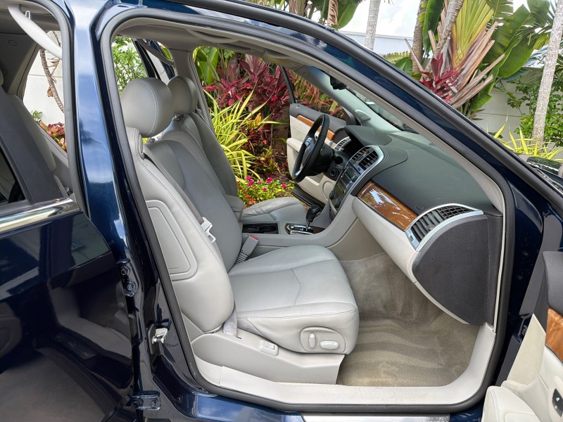 2008 Cadillac SRX SUNROOF LOW MILES 52,938 in , 