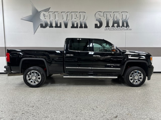 2018 GMC Sierra 2500HD Denali 4WD Duramax in , 