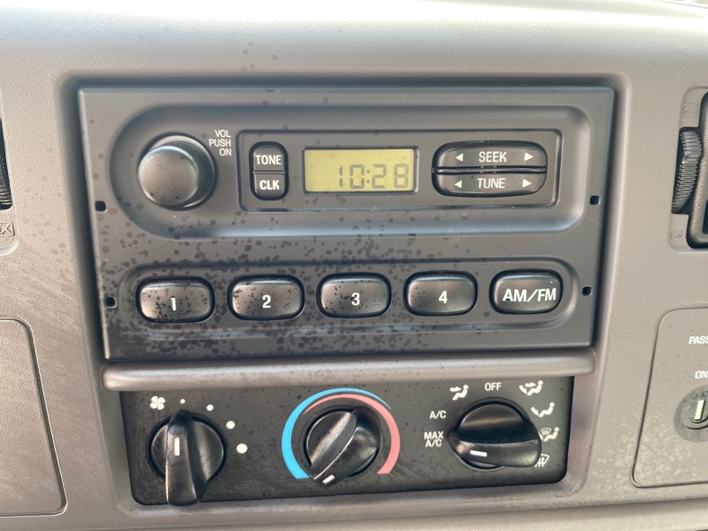 2001 Ford Super Duty F-350 DRW XL 1 OWNER LOW MILES 14,269 in , 
