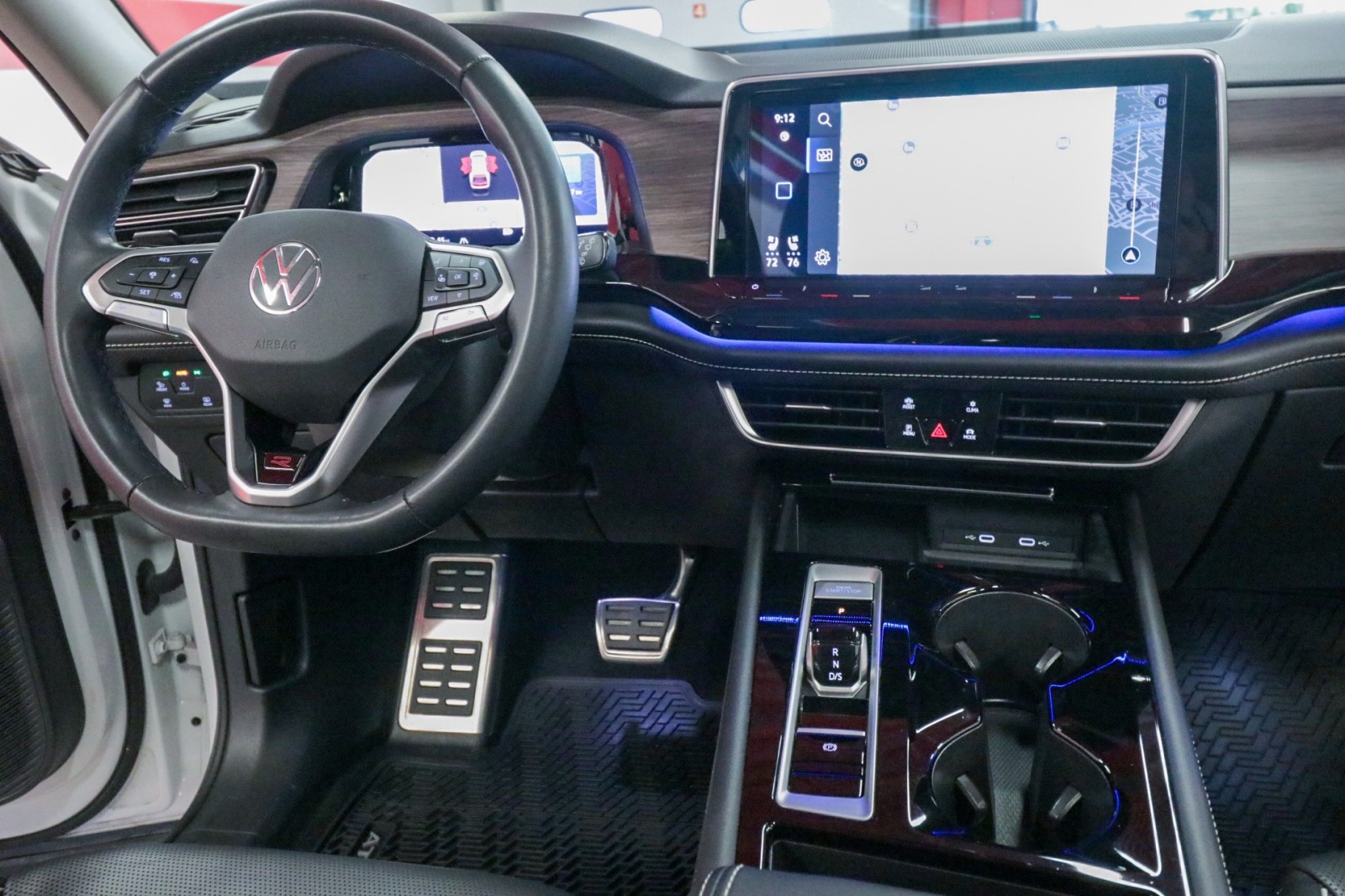 Used Car 2024 Volkswagen Atlas  2.0t Sel Premium R-line For Sale Under $40,000 In Austin, Texas