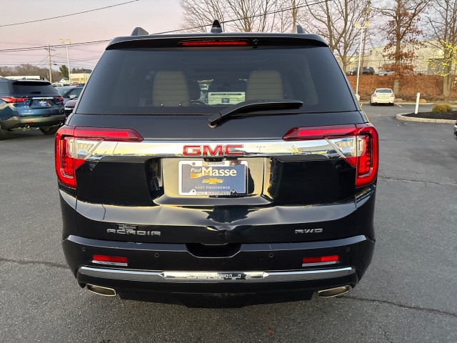 2022 GMC Acadia Denali 7