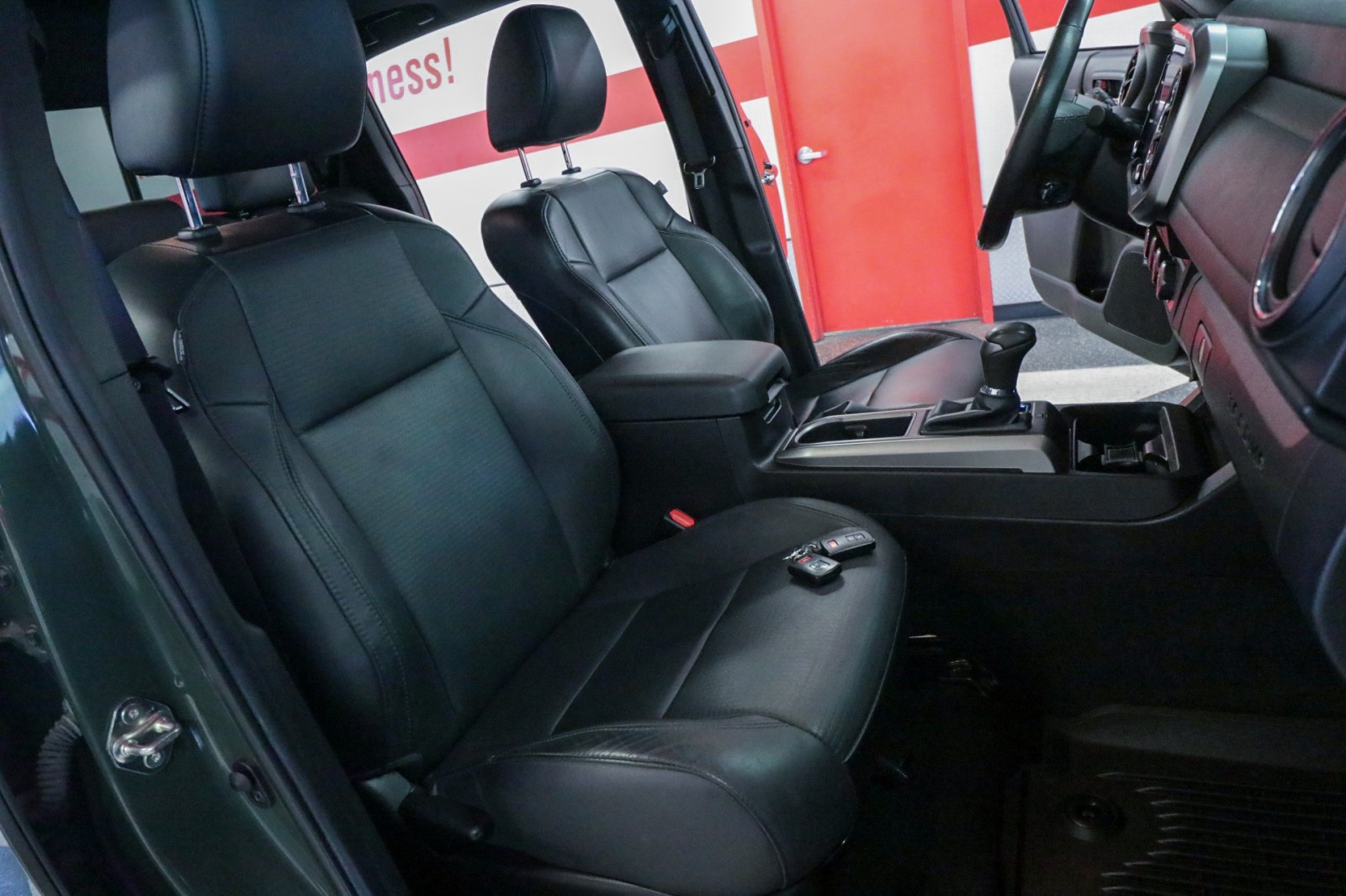 Used Car 2022 Toyota Tacoma 4wd  Limited For Sale Under $40,000 In Austin, Texas