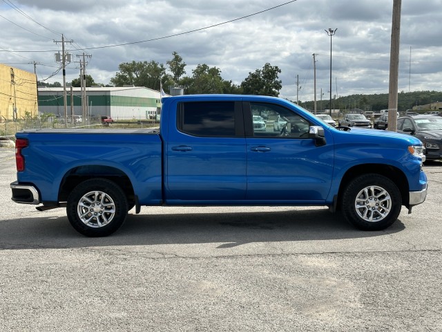 2022 Chevrolet Silverado 1500 LT 2