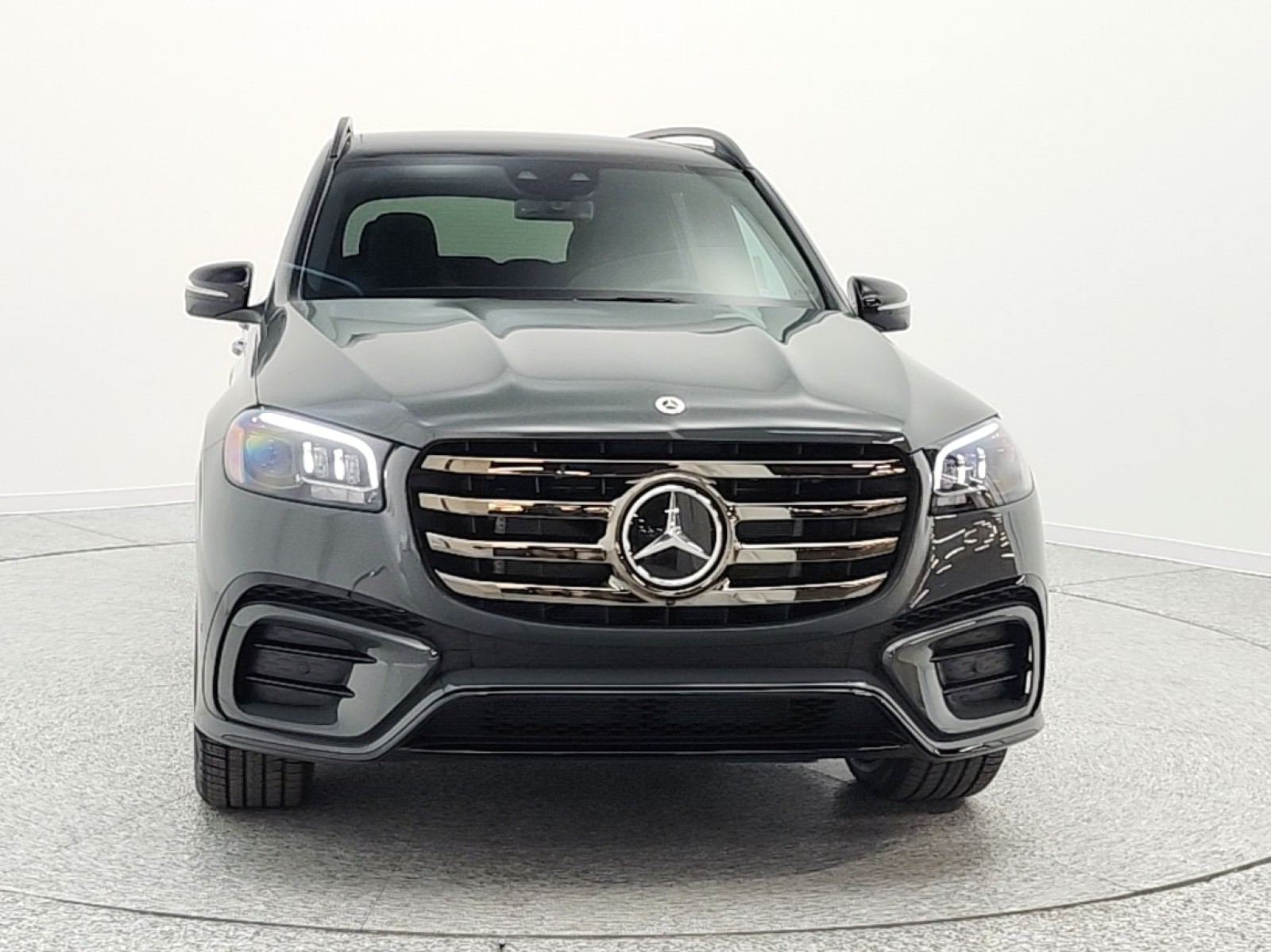 New 2026 MANUFAKTUR Signature Silicon Grey Mercedes-Benz GLS 450 image 2