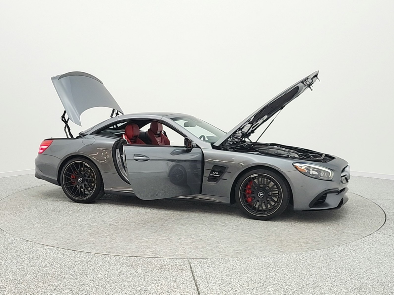 Used 2018 Selenite Grey Metallic Mercedes-Benz AMG® SL 63 Roadster image 22