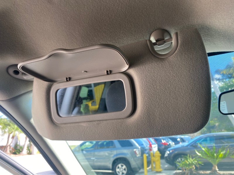 2006 Dodge Caravan SXT LOW MILES 28,367 1 OWNER HANDICAP LIFT in , 