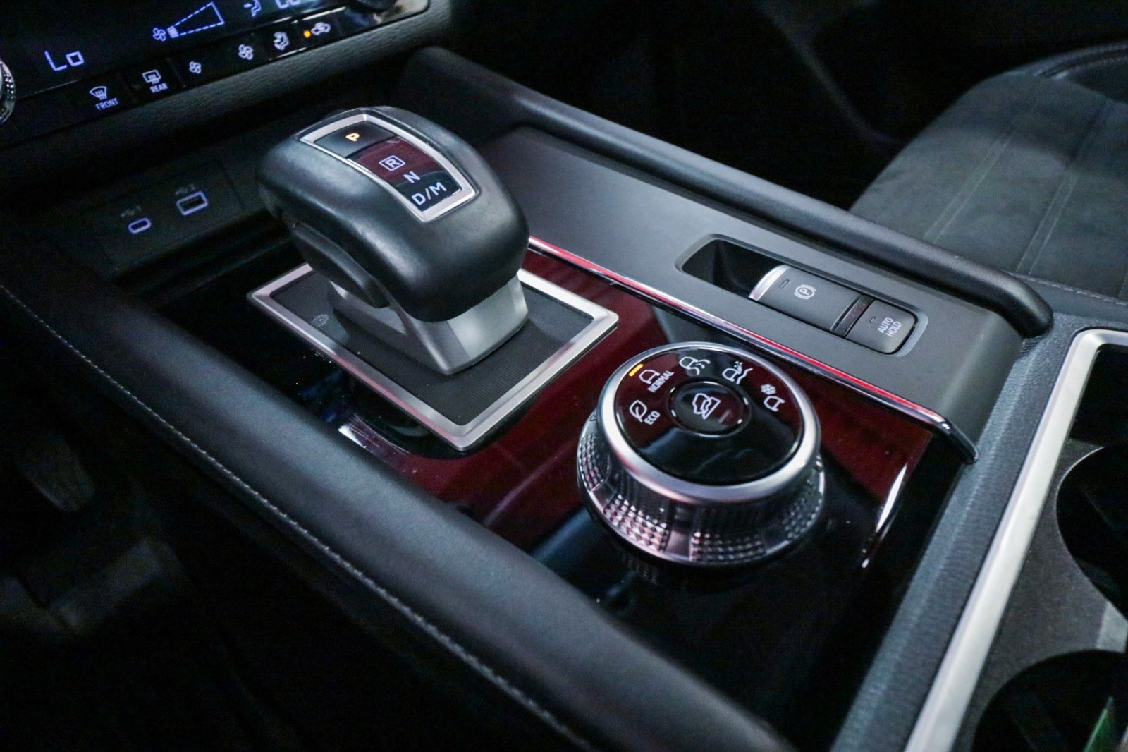 Used Car 2024 Mitsubishi Outlander  Se For Sale Under $25,000 In Austin, Texas