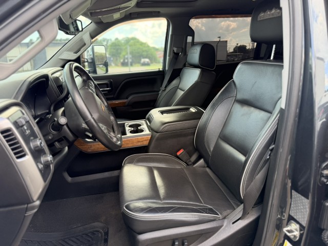2019 Chevrolet Silverado 3500 4x4 Snatch Truck High Country in , 