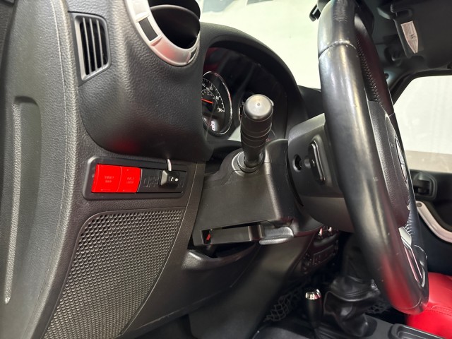 2015 Jeep Wrangler Unlimited Rubicon Hard Rock 4WD V6 Custom in ,