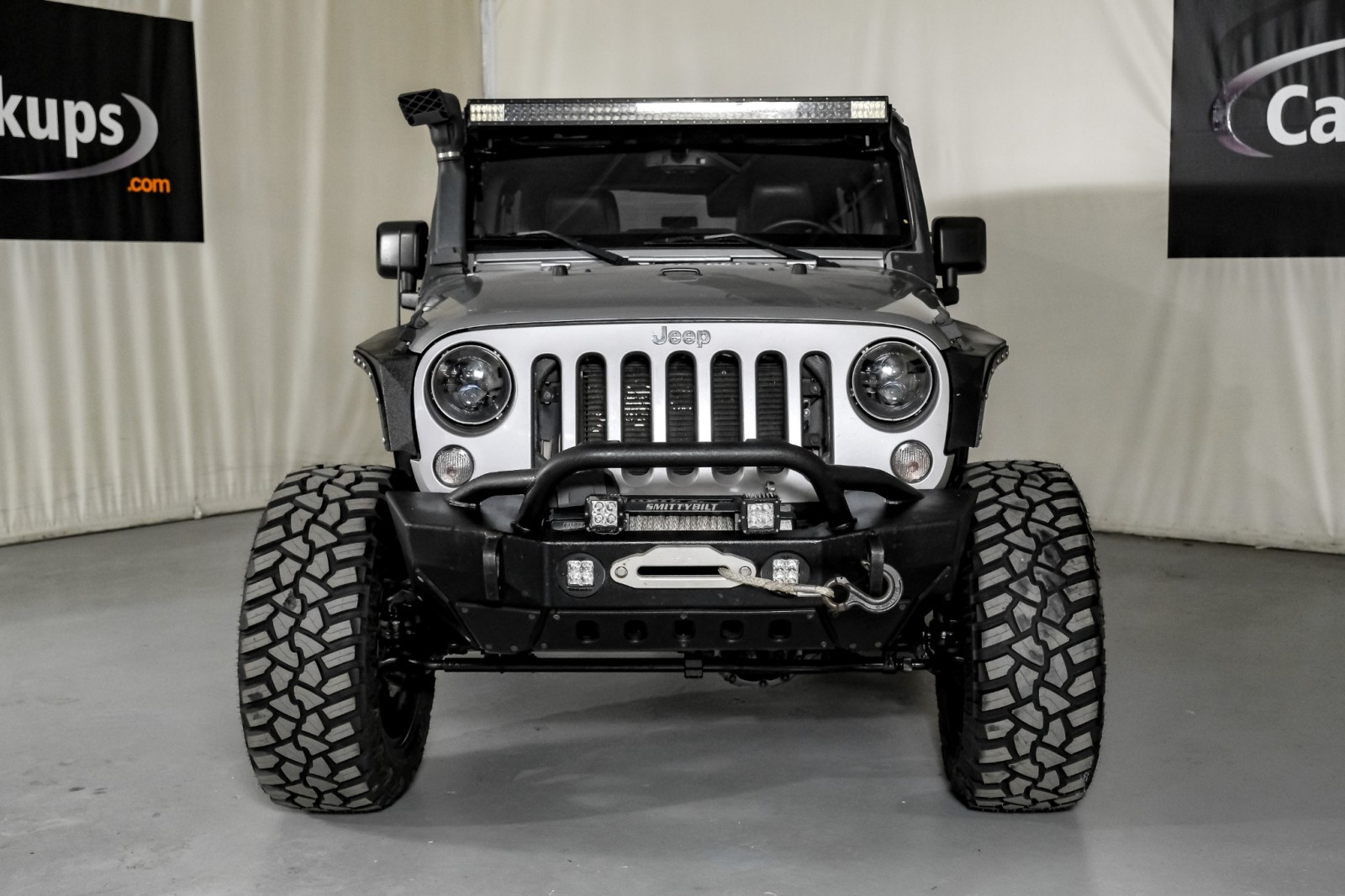 2014 Jeep Wrangler Unlimited Sahara 3