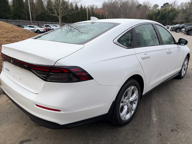 HondaAccord Sedan7