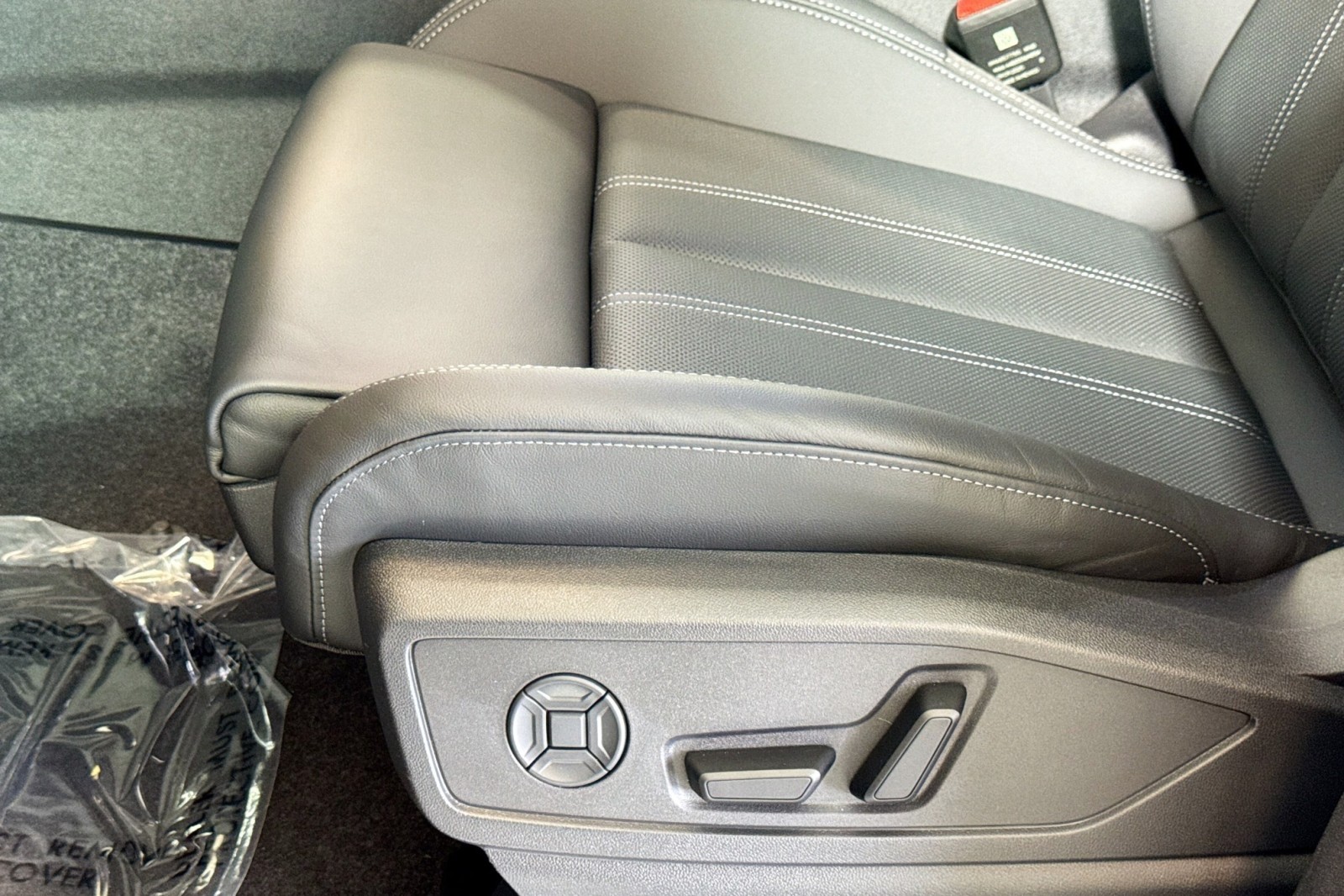 New 2025 Tambora Gray Metallic Audi Premium Plus 2.0 TFSI quattro image 16