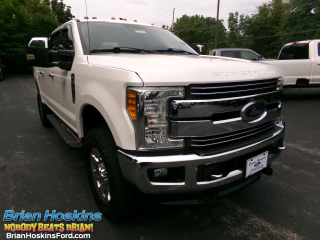  2017 Ford F-250 Super Duty Lariat Crew Cab 4WD   