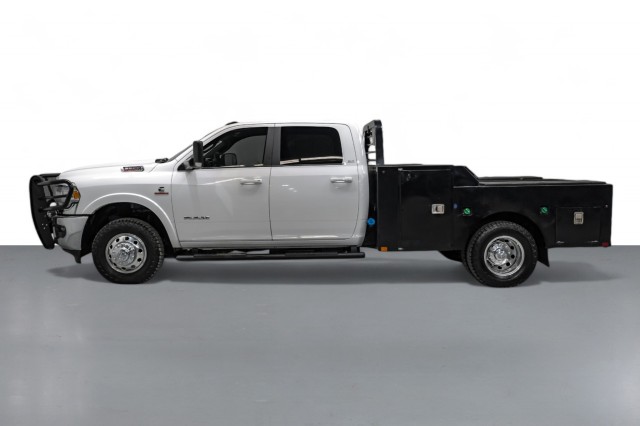 2022 Ram 3500 Chassis Cab SLT 9