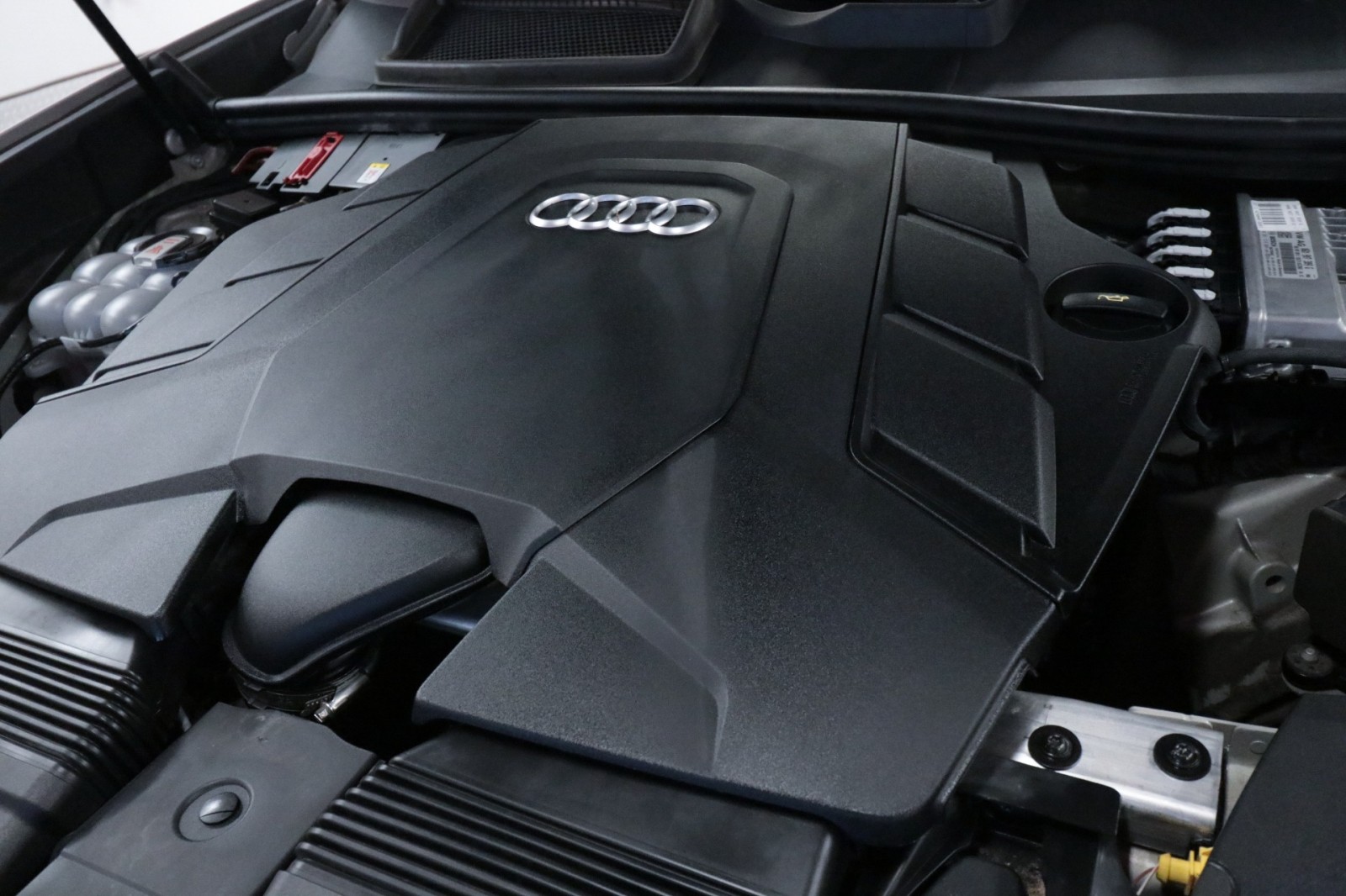 Used Car 2022 Audi Q8  Prestige For Sale Under $50,000 In Austin, Texas