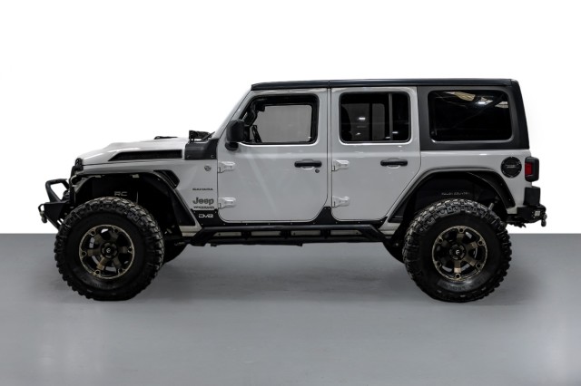 2018 Jeep Wrangler Unlimited Sahara 9