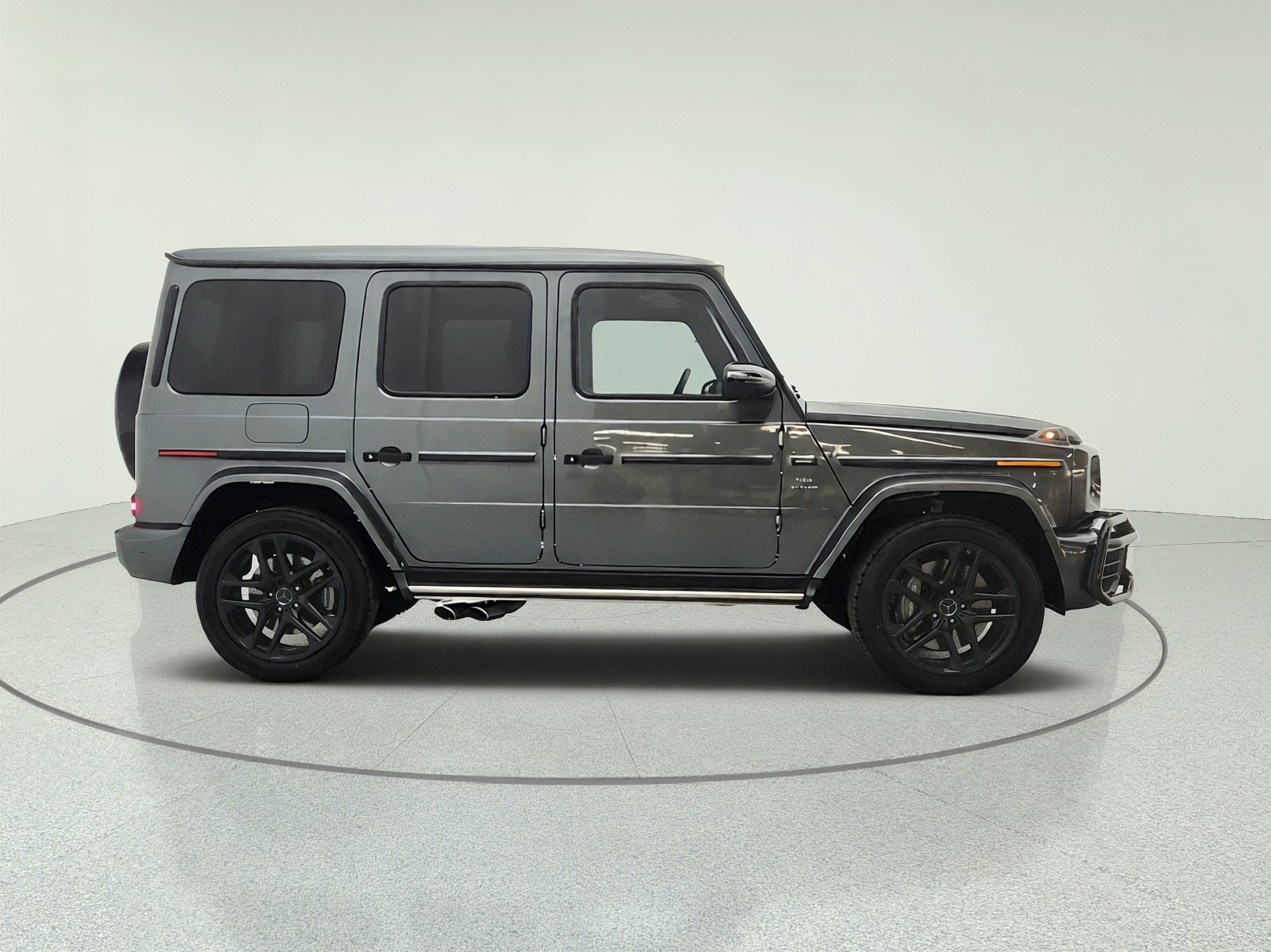 Certified Used 2022 MANUFAKTUR Graphite Metallic Mercedes-Benz AMG® G 63 4MATIC SUV image 4