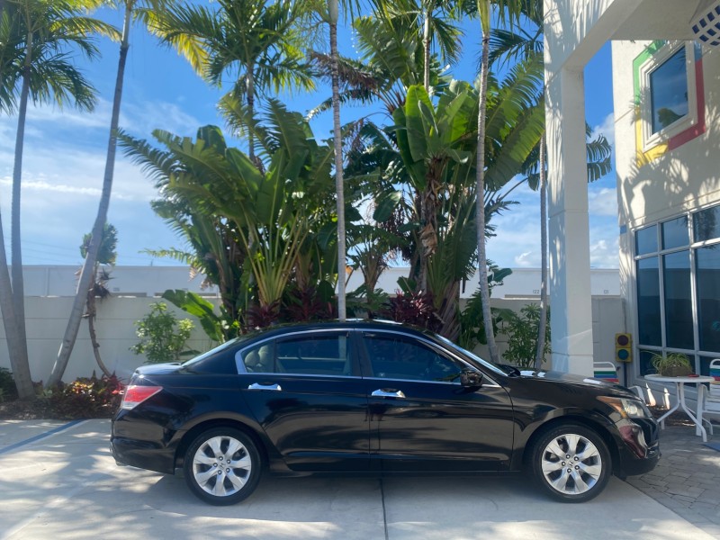 2010 Honda Accord Sdn EX-L LOW MILES 68,167 in , 