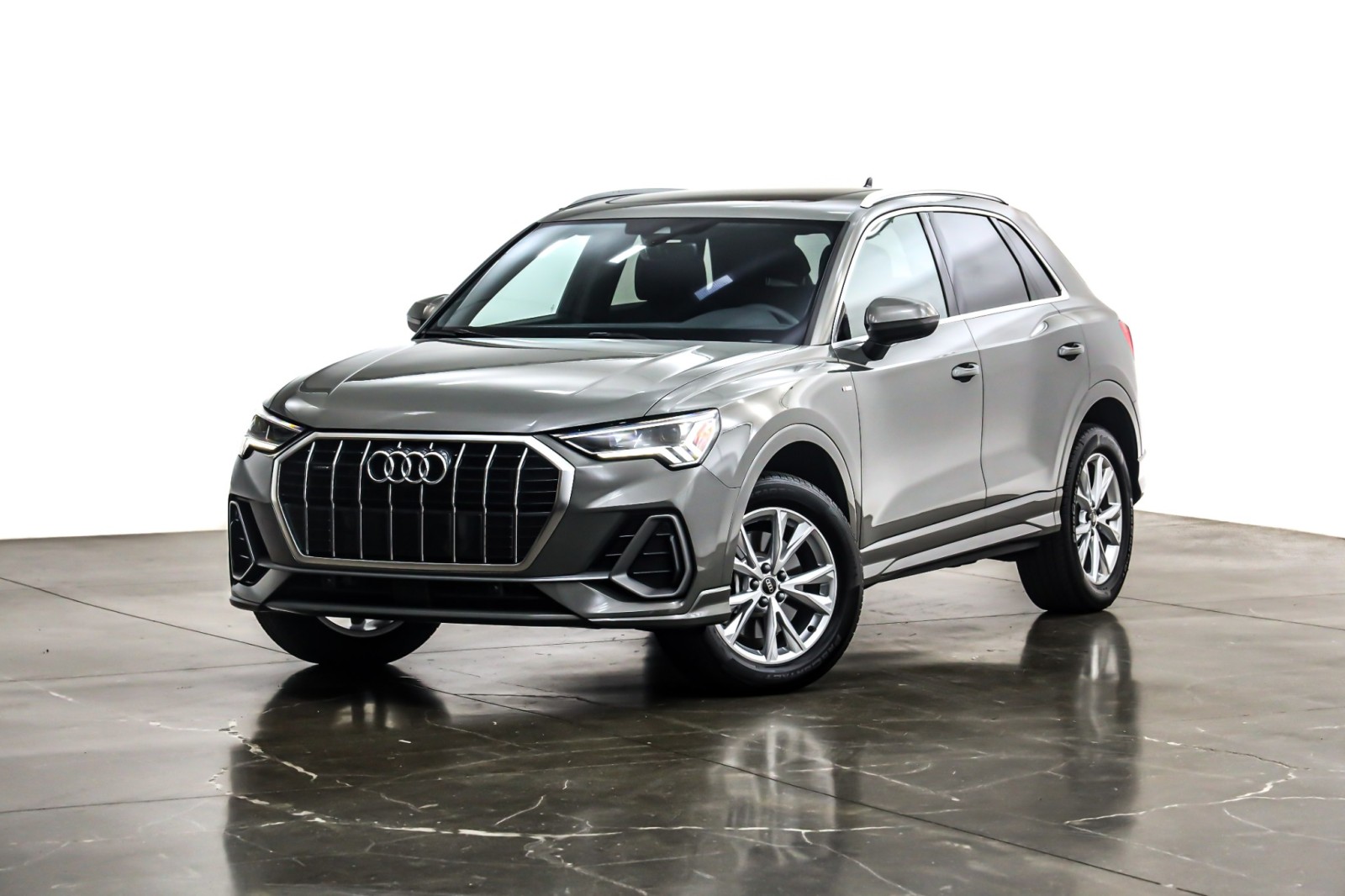2025 Audi Q3 S Line Premium Plus's photo