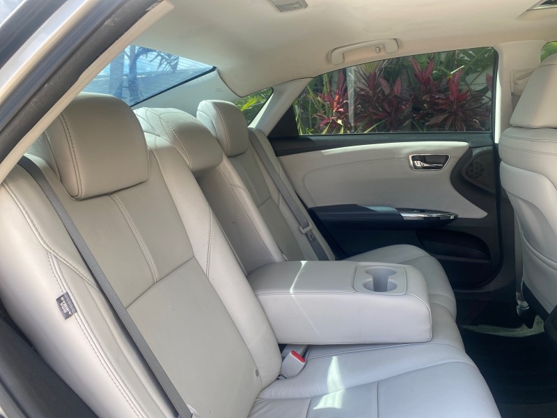 2013 Toyota Avalon XLE Premium LOW MILES 56,196 in , 