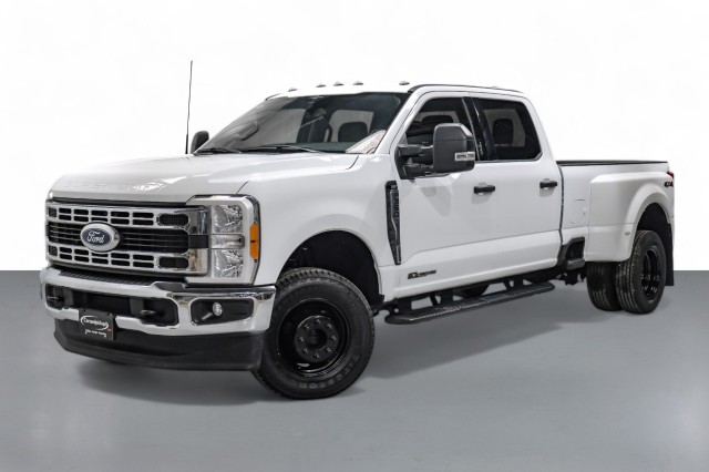 2023 Ford F-350 XLT 4