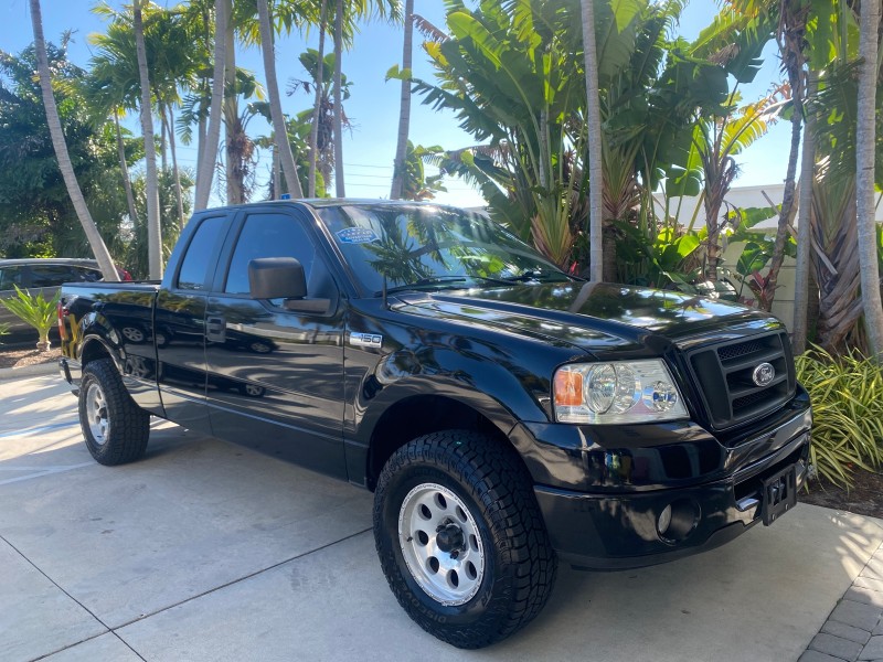 2006 Ford F-150 STX 4 DOOR LOW MILES 92,223 in ,