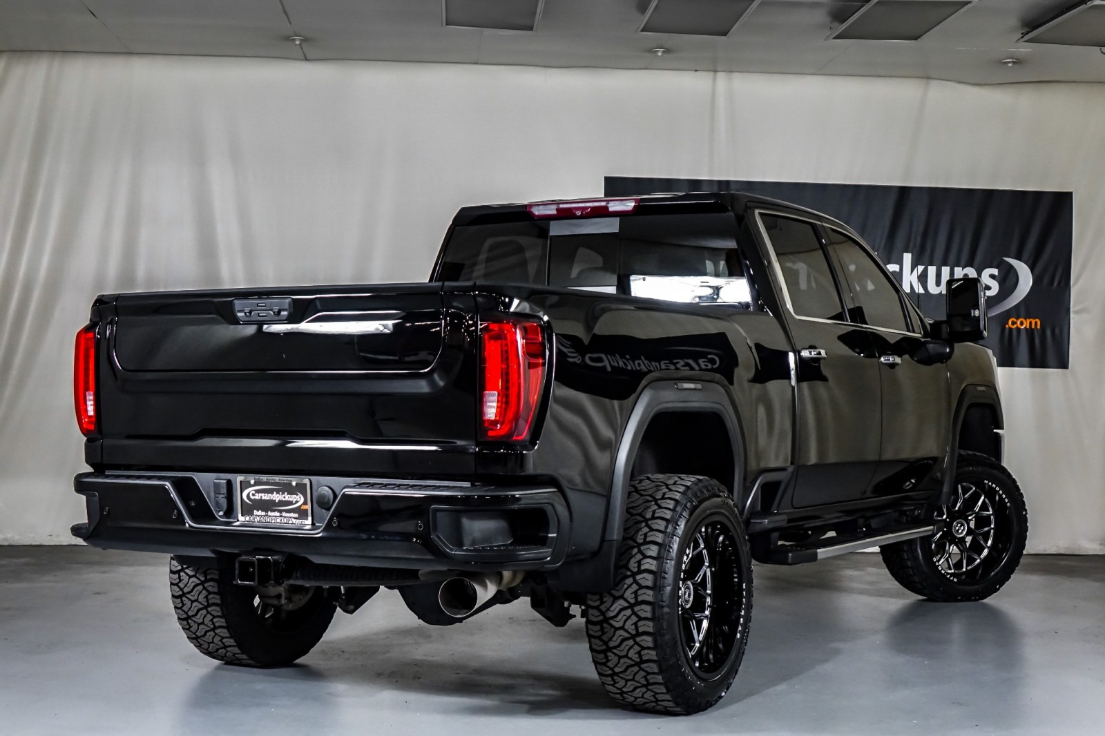 2020 GMC Sierra 2500HD Denali 8