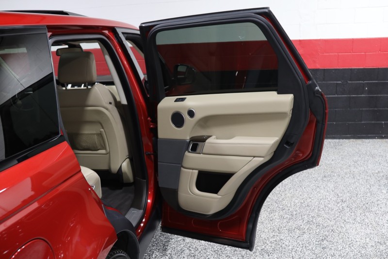 2016 Land Rover Range Rover Sport V8 Supercharged 4dr Suv in ,