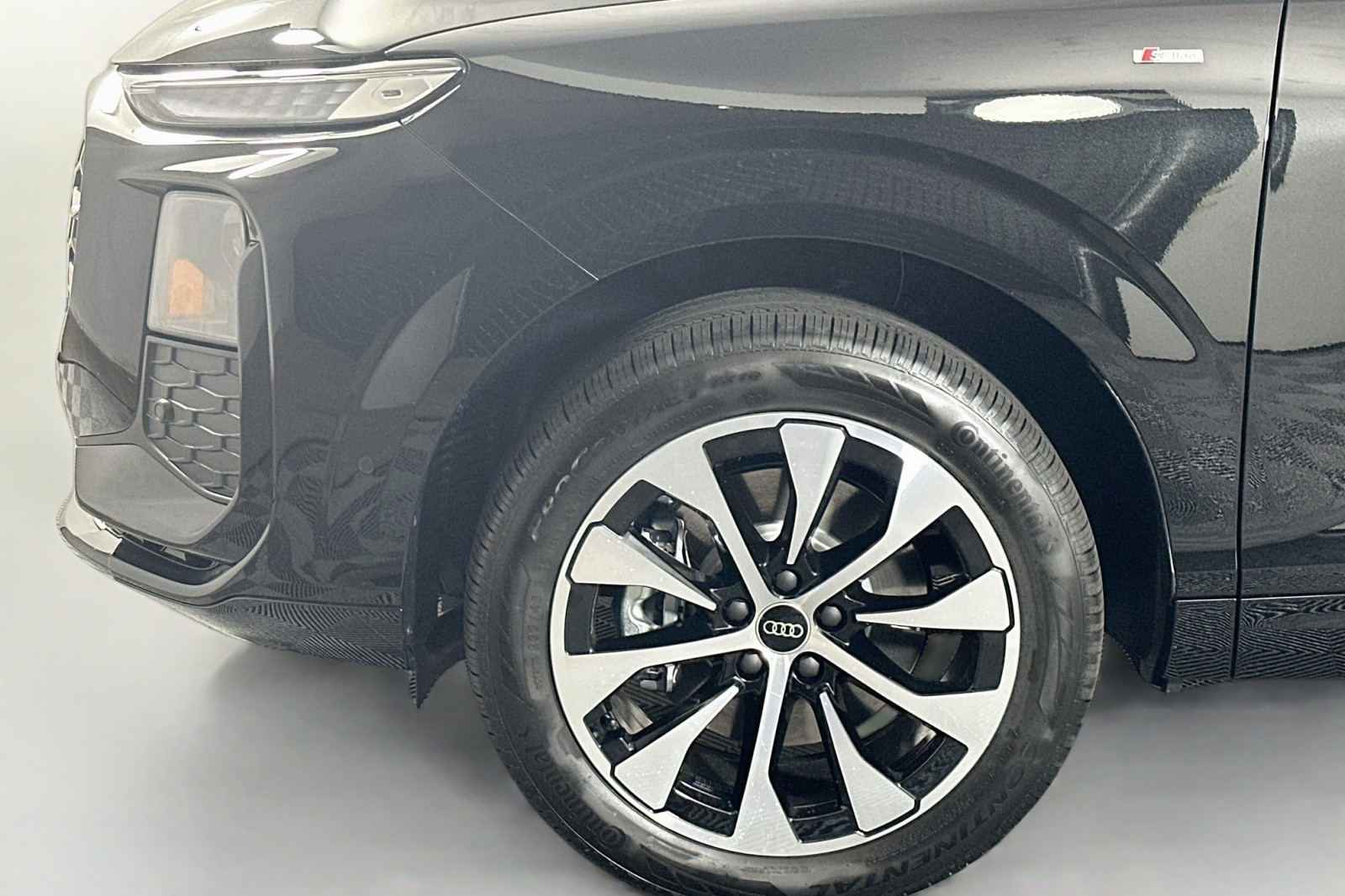 New 2026 Mythos Black Metallic Audi S line image 11