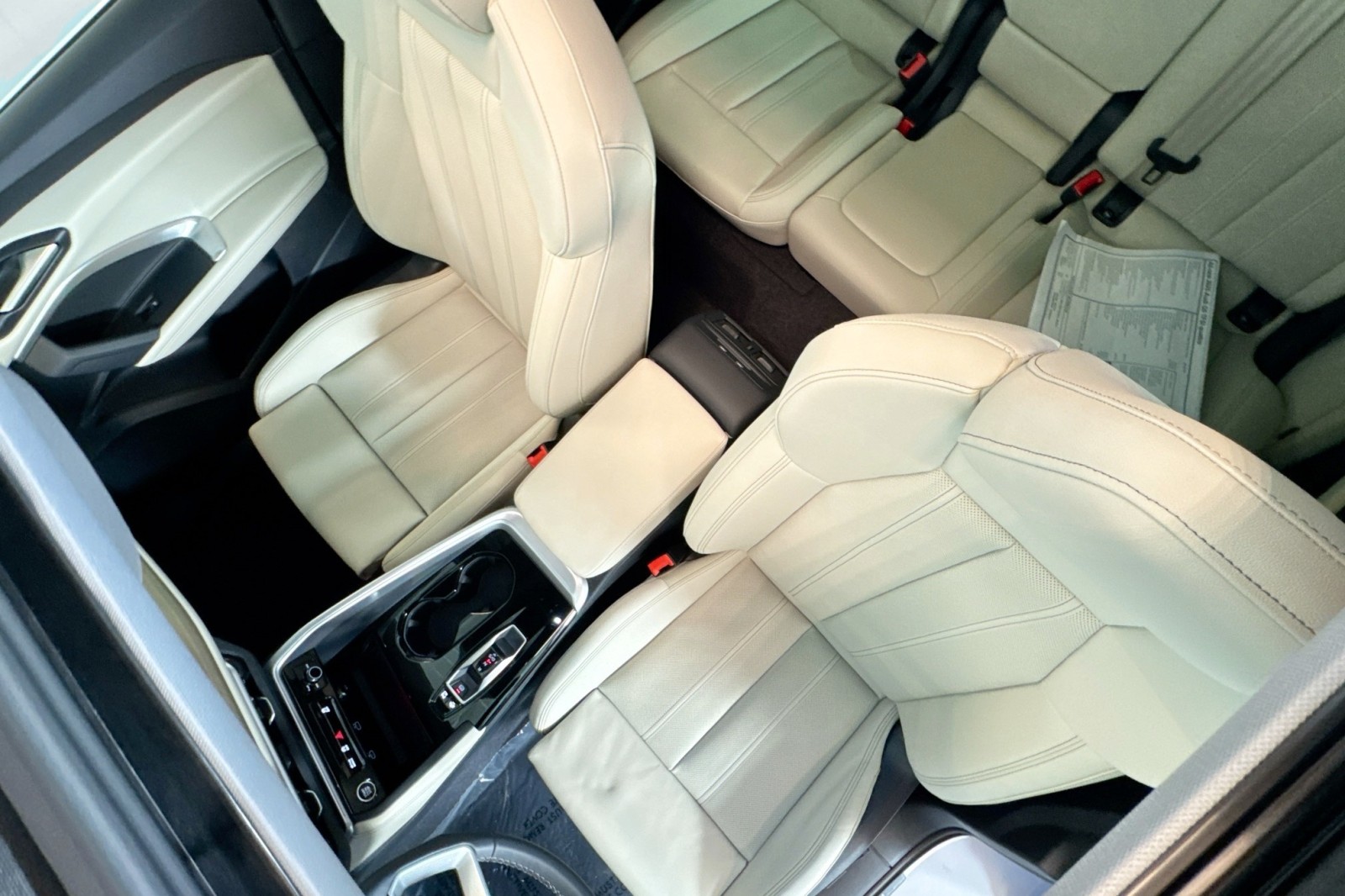 New 2025 Glacier White Metallic Audi Premium Plus 2.0 TFSI quattro image 18