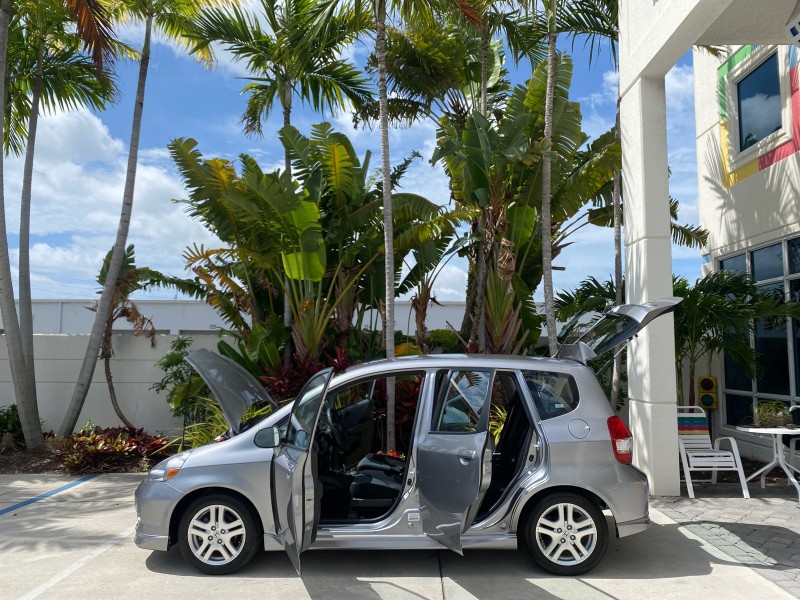 2007 Honda Fit FIT Sport 1 OWNER LOW MILES 22,306 in ,