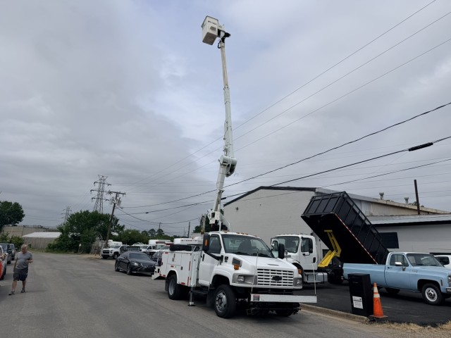 2008 Chevrolet C4500 39' DURALIFT Bucket Truck  in , 