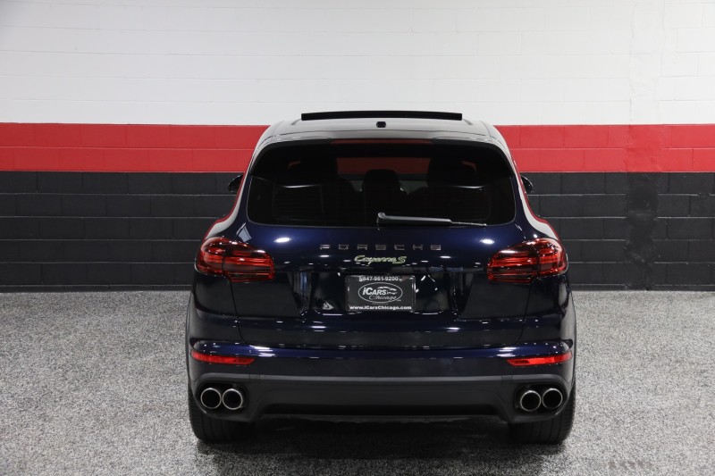 2016 Porsche Cayenne S E-Hybrid 4dr Suv in ,