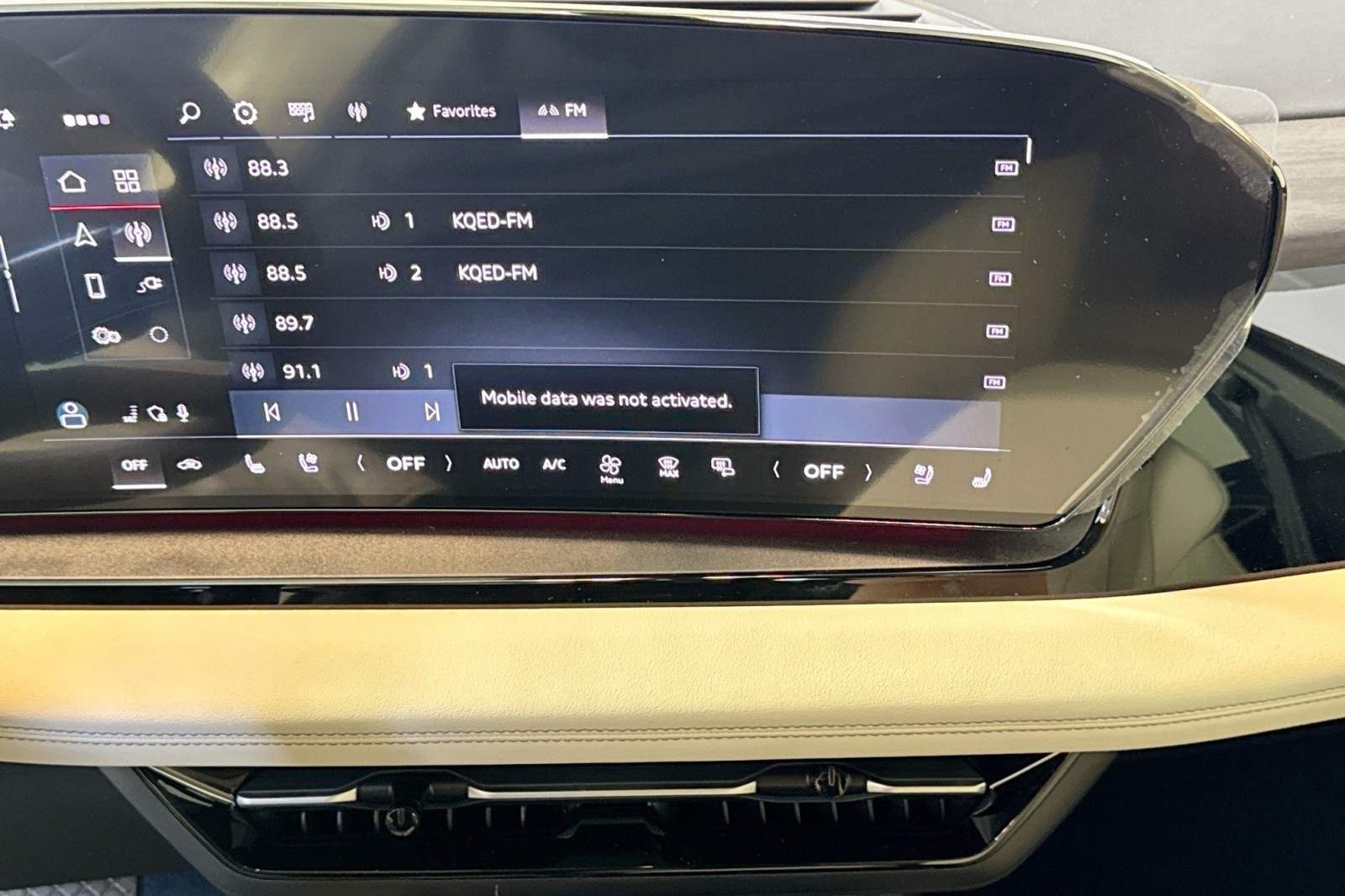 New 2025 Glacier White Metallic Audi Premium Plus quattro image 13