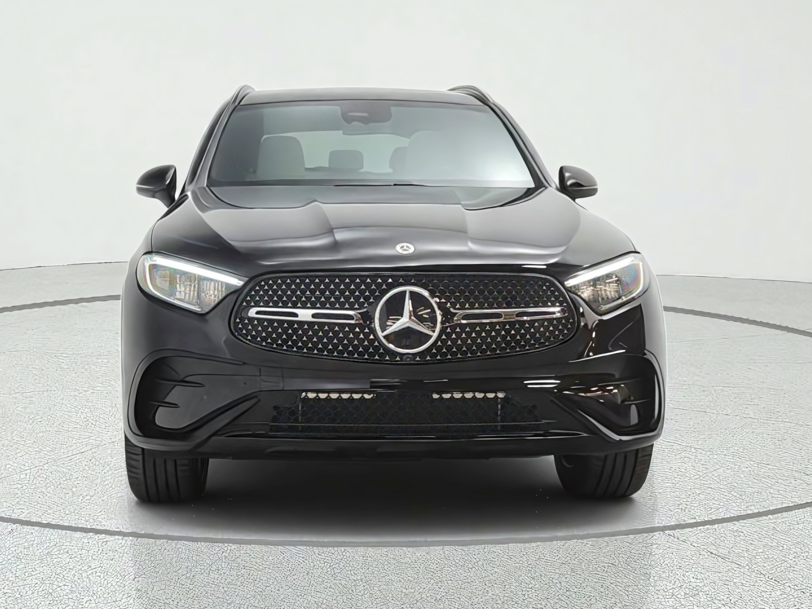 New 2027 Obsidian Black Metallic Mercedes-Benz GLC 300 SUV image 2