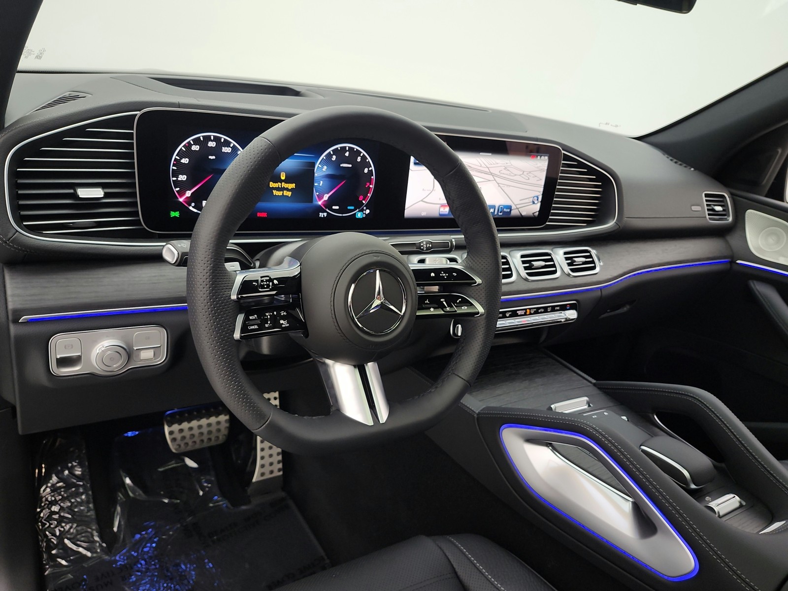 New 2026 Obsidian Black Metallic Mercedes-Benz GLS 580 image 9