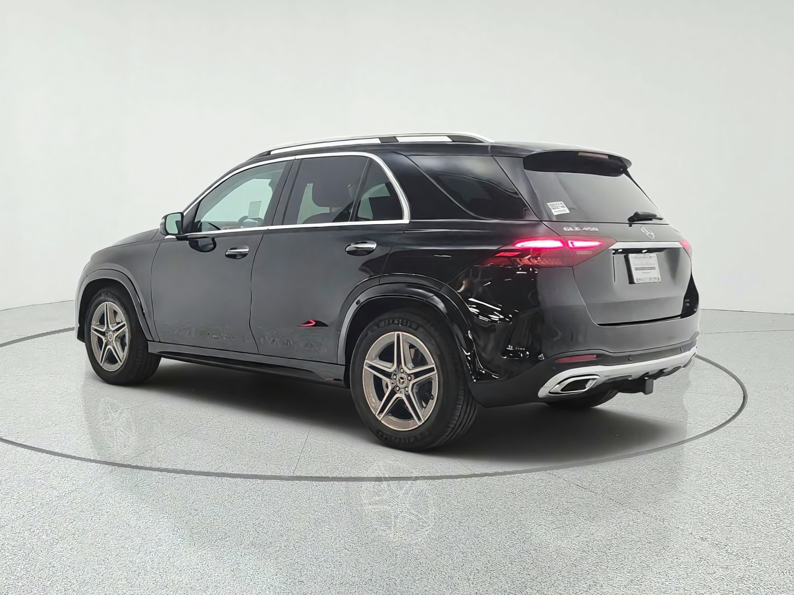 New 2026 Black Mercedes-Benz GLE 450 4MATIC® SUV image 7